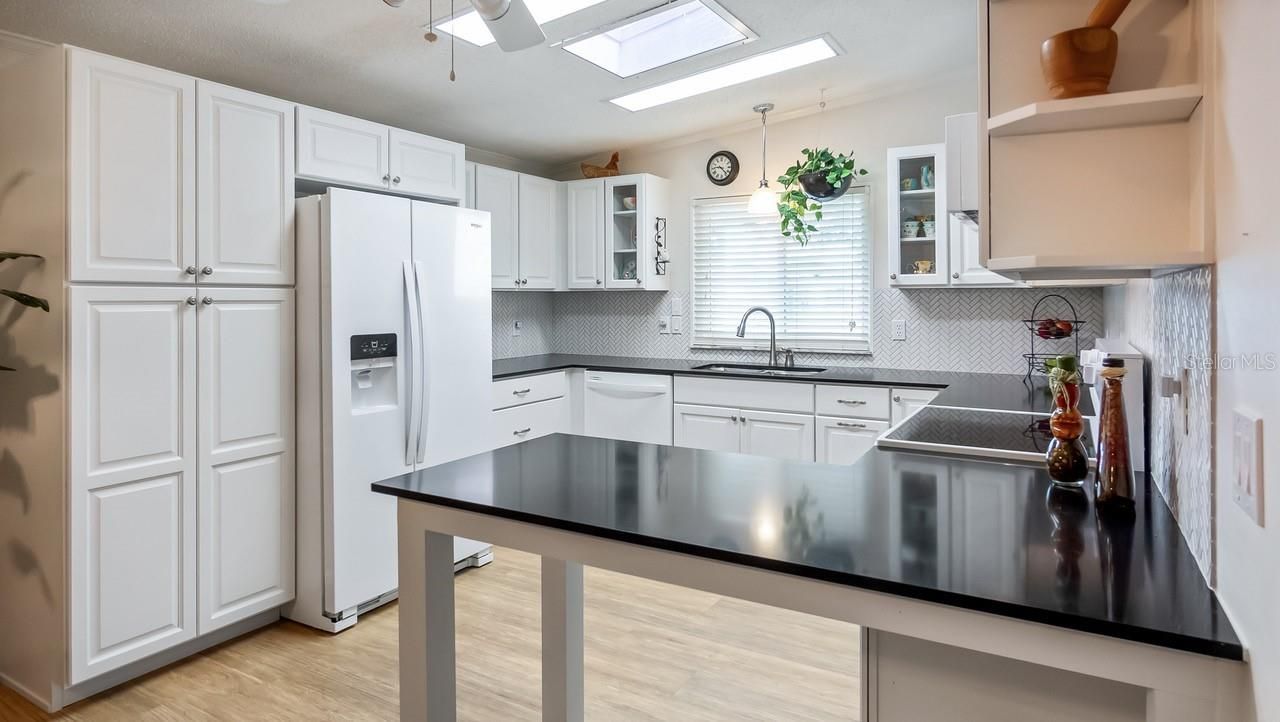 3109 Manatee Road , Tavares, FL 32778 Photo