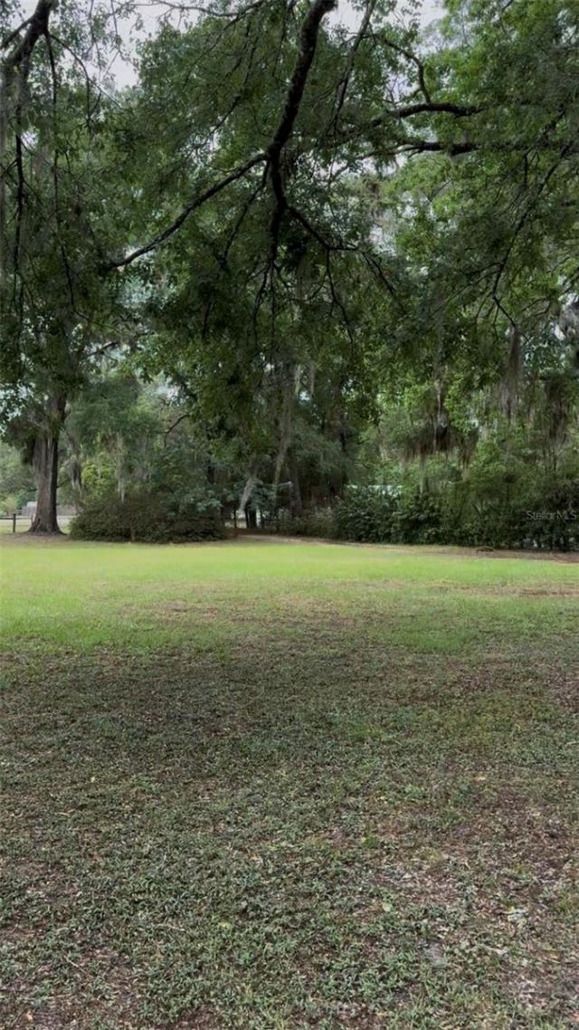 16051 NE 71st Street , Williston, FL 32696 Photo