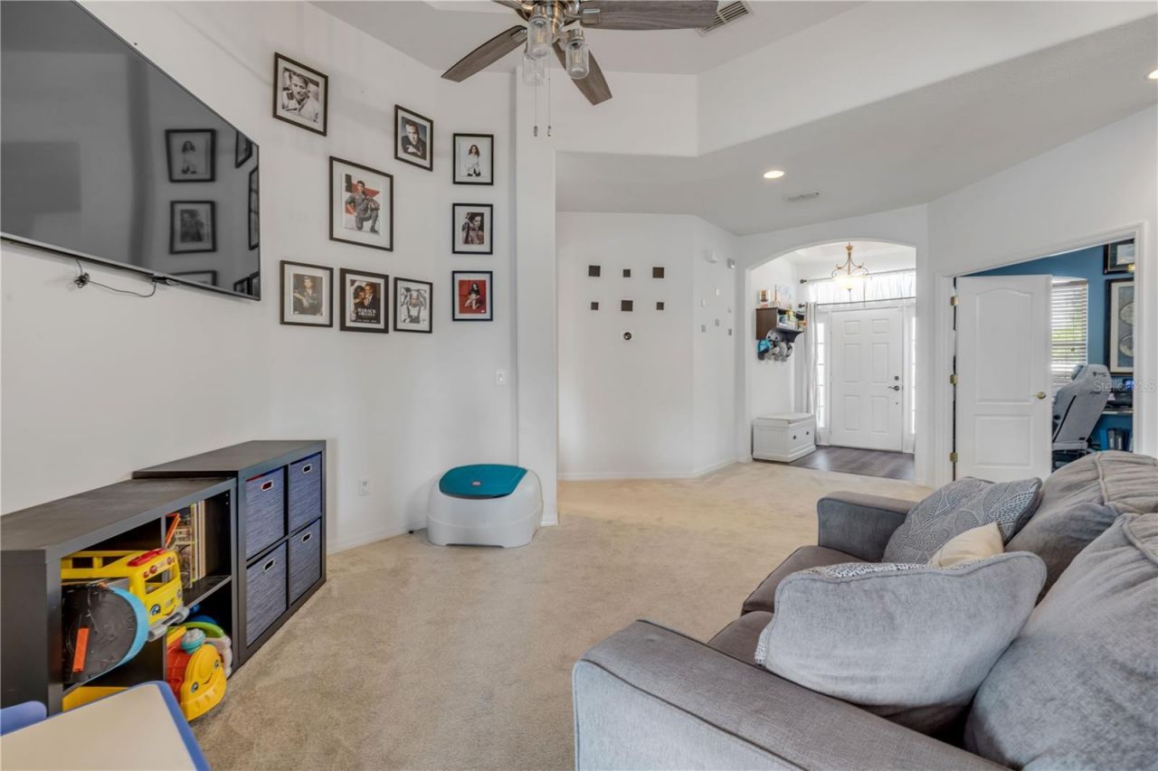 36624 Grand Island Oaks Circle , Grand Island, FL 32735 Photo