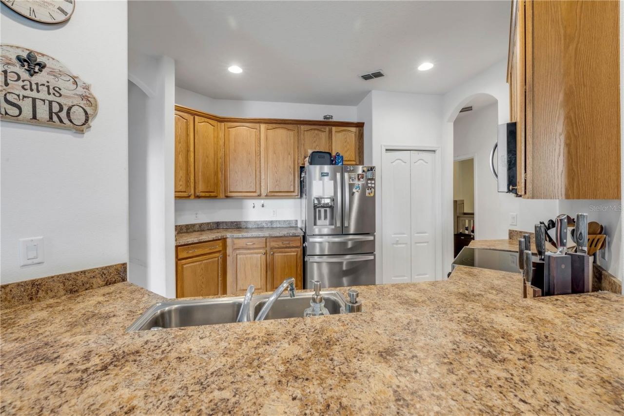 36624 Grand Island Oaks Circle , Grand Island, FL 32735 Photo