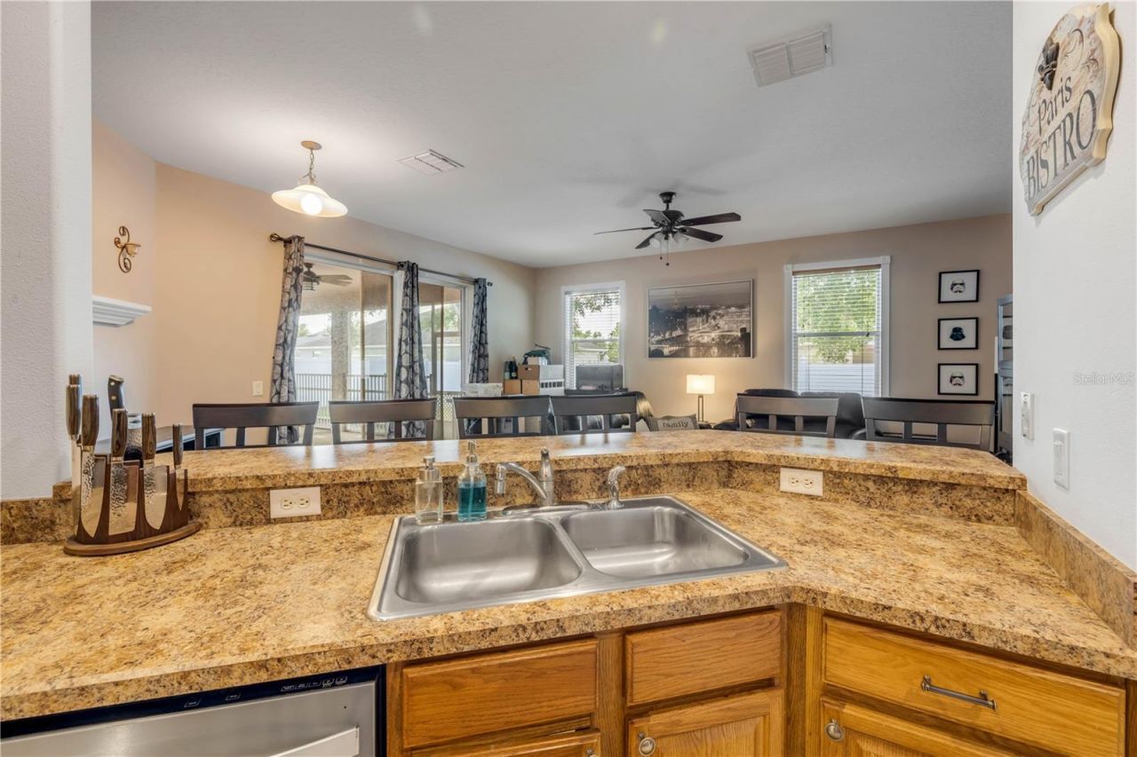 36624 Grand Island Oaks Circle , Grand Island, FL 32735 Photo
