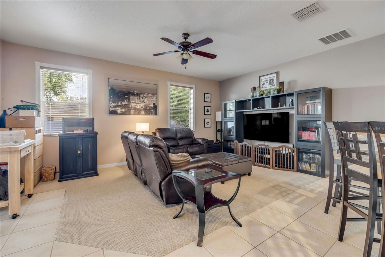 36624 Grand Island Oaks Circle , Grand Island, FL 32735 Photo