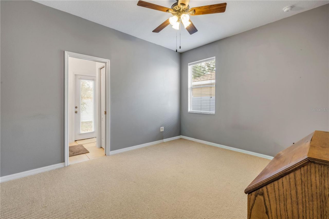36624 Grand Island Oaks Circle , Grand Island, FL 32735 Photo