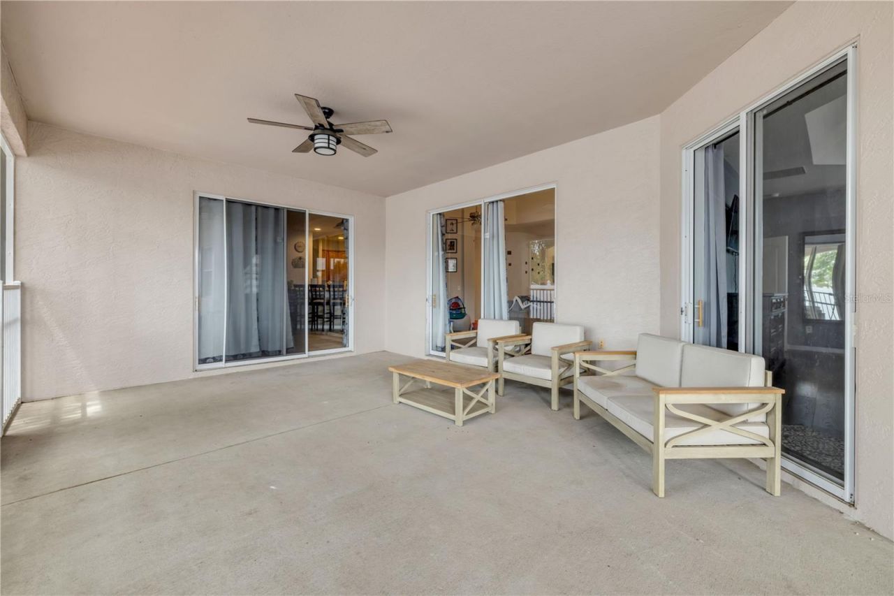 36624 Grand Island Oaks Circle , Grand Island, FL 32735 Photo
