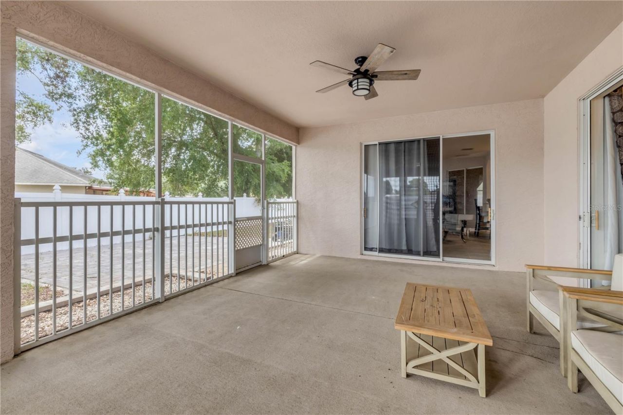 36624 Grand Island Oaks Circle , Grand Island, FL 32735 Photo