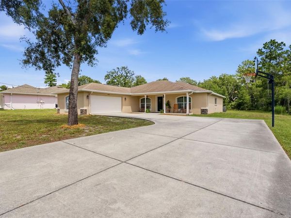 11472 PINE WARBLER AVENUE , BROOKSVILLE, FL 34614