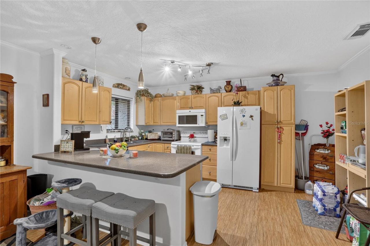 173 Springwood Cir, Unit D, Longwood, FL 32750 Photo