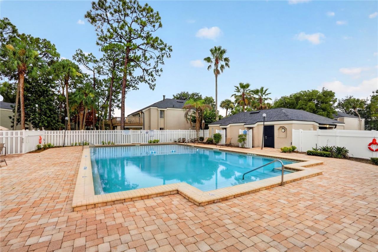 173 Springwood Cir, Unit D, Longwood, FL 32750 Photo
