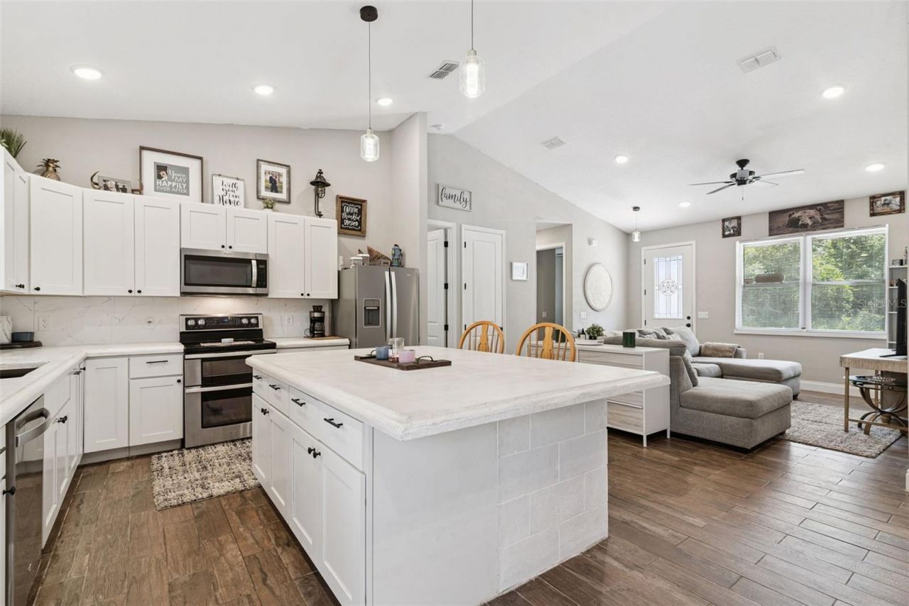 45551 Carolina Street , Paisley, FL 32767 Photo