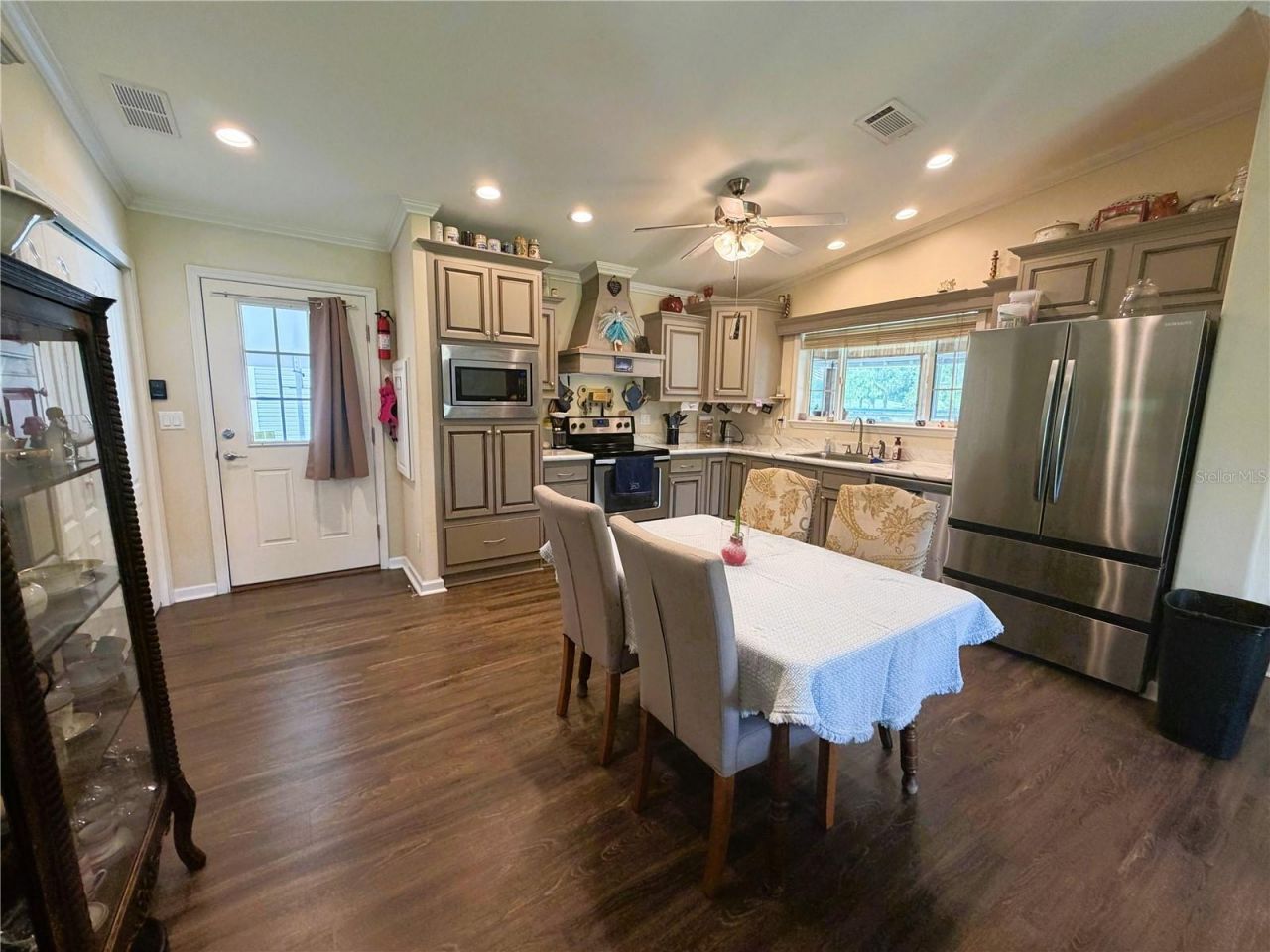 165 Sago Palm Drive , Leesburg, FL 34748 Photo