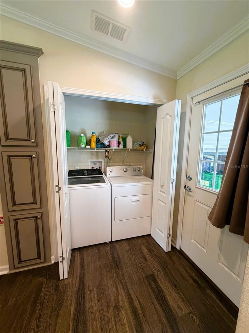 165 Sago Palm Drive , Leesburg, FL 34748 Photo