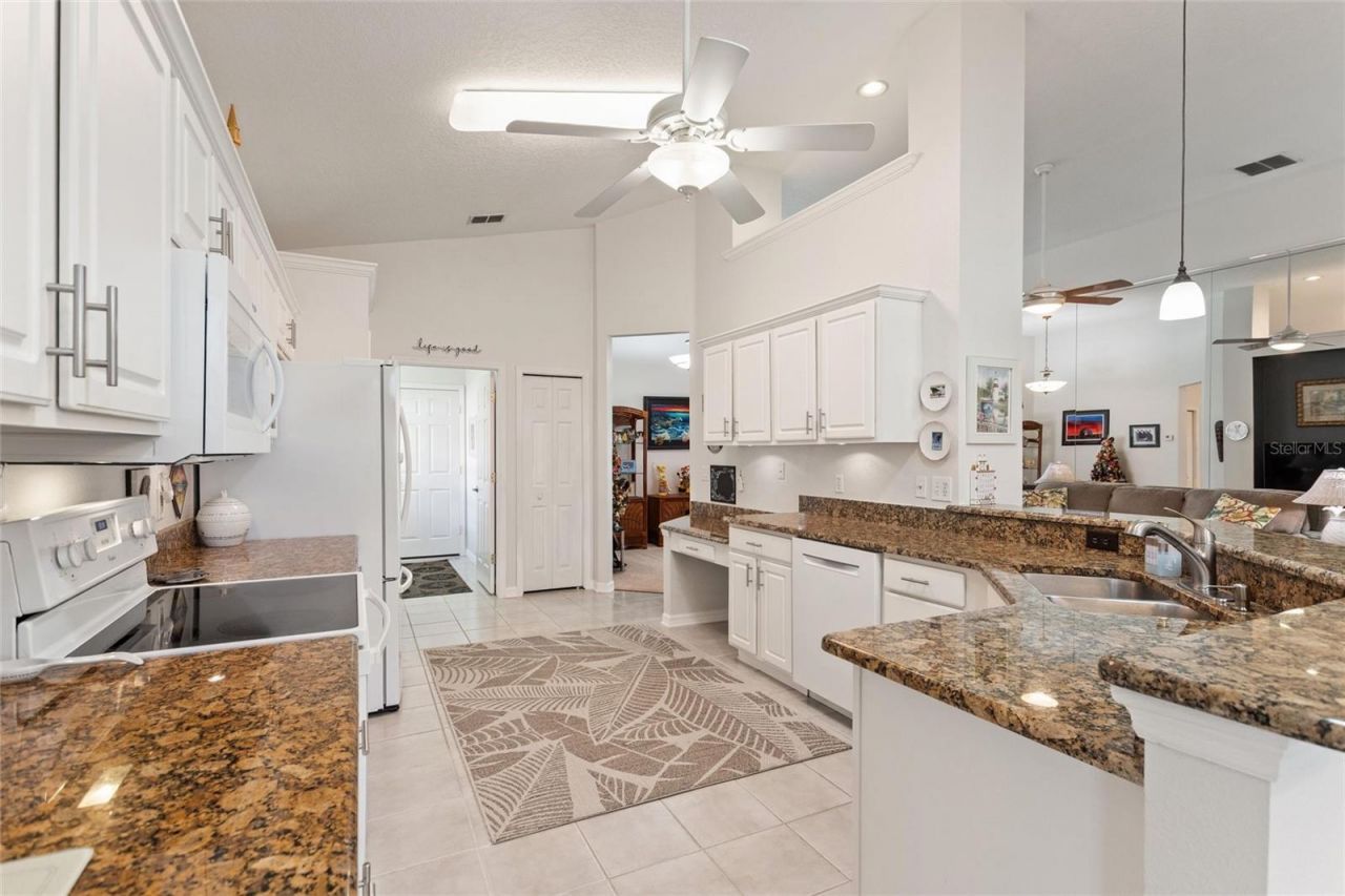 215 Fitzgerald Ln , Davenport, FL 33837 Photo