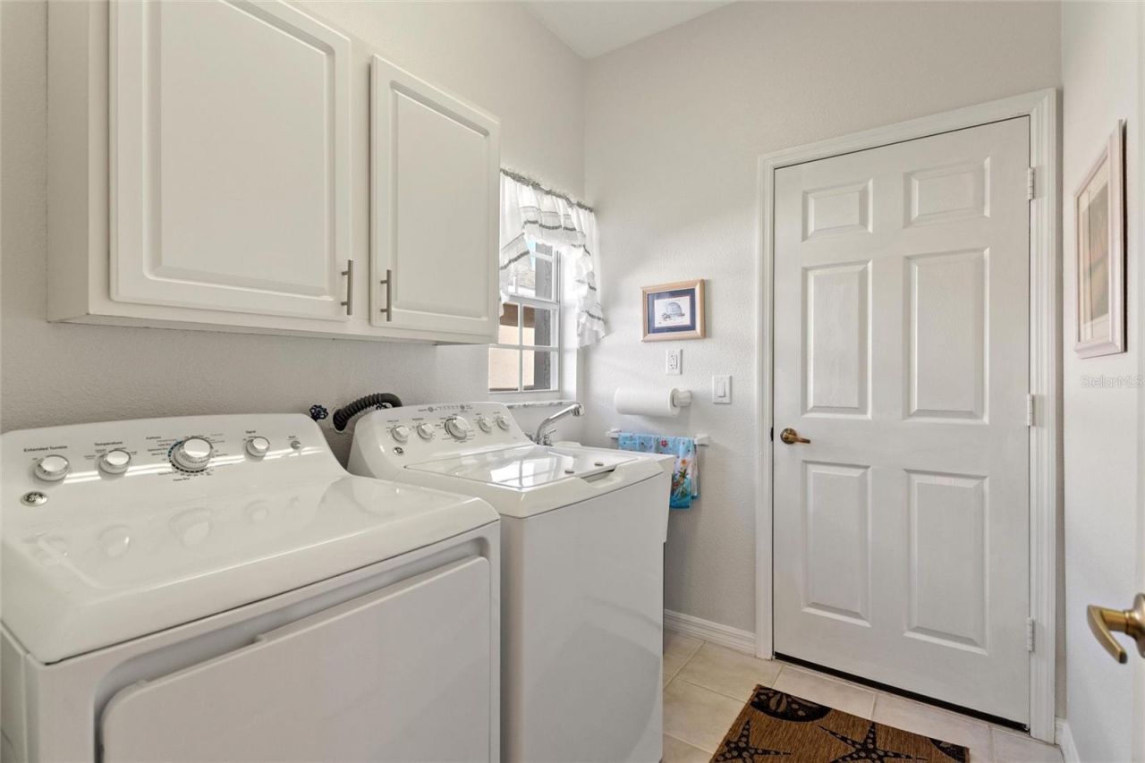 215 Fitzgerald Ln , Davenport, FL 33837 Photo