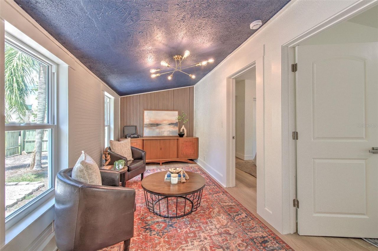 808 7th Street N, Saint Petersburg, FL 33701 Photo