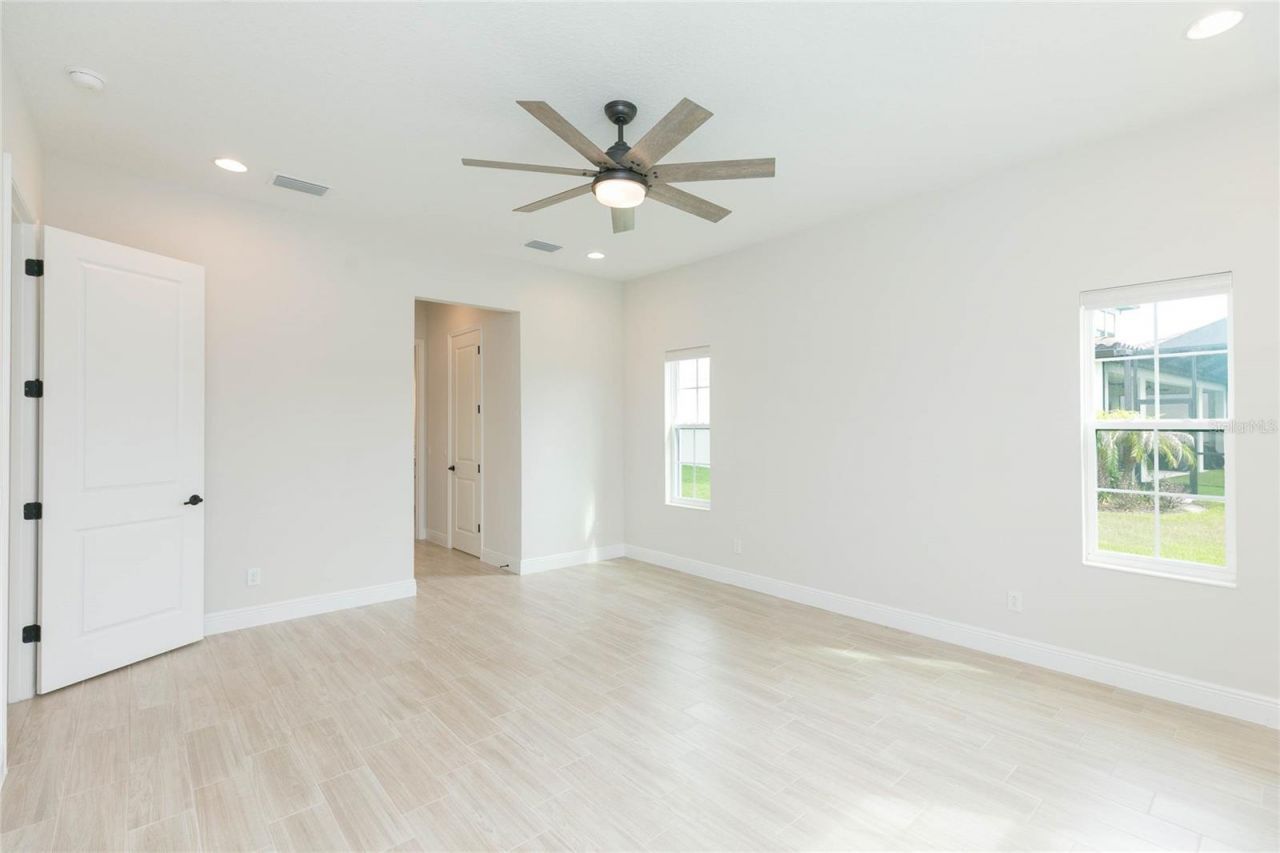 11105 Rustic Timber Loop, San Antonio, FL 33576 Photo