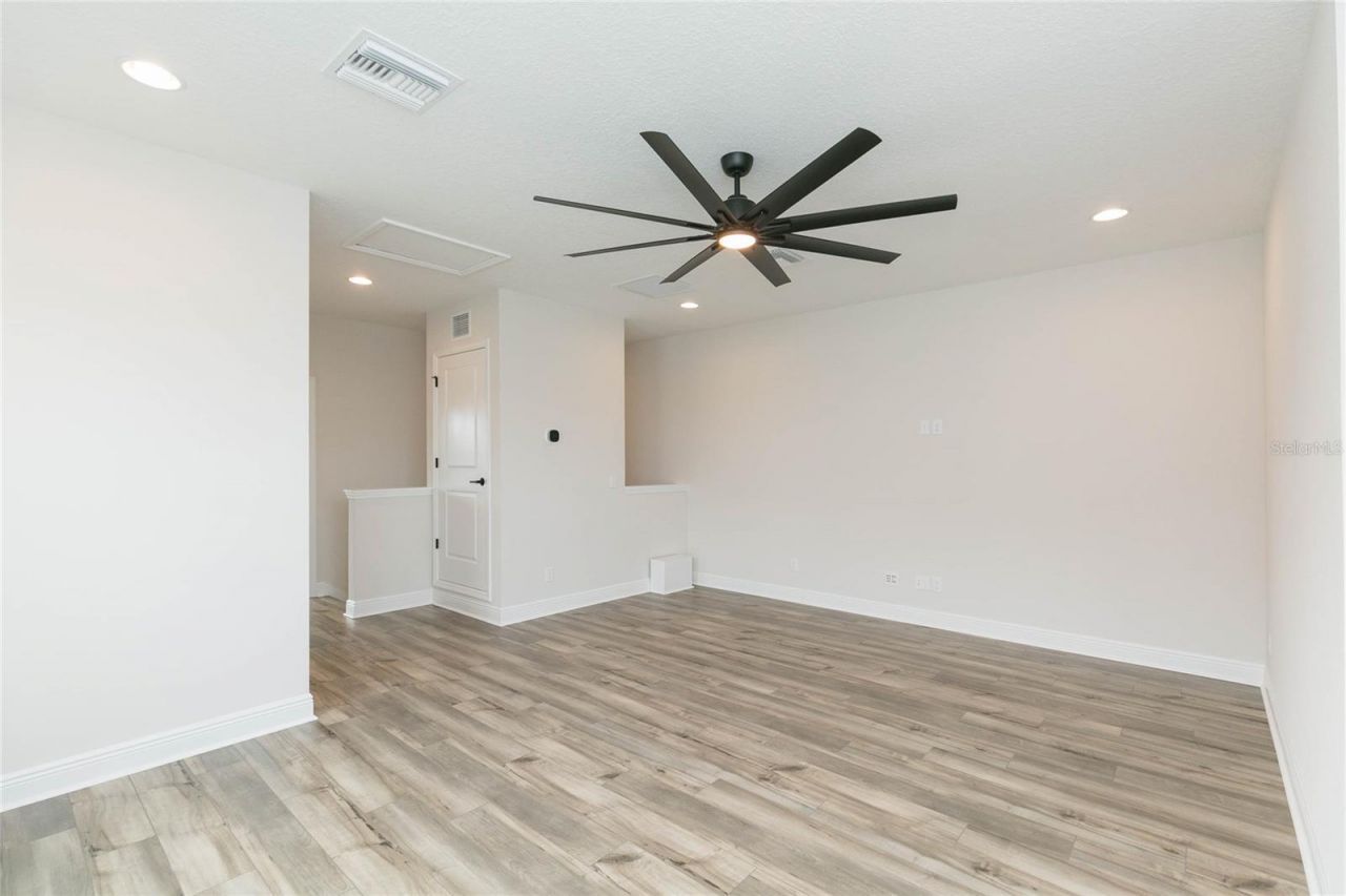 11105 Rustic Timber Loop , San Antonio, FL 33576 Photo