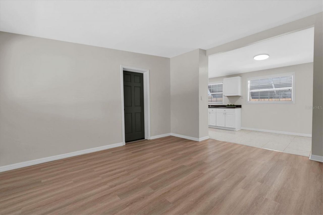 450 Davison Avenue Ne, Saint Petersburg, FL 33703 Photo