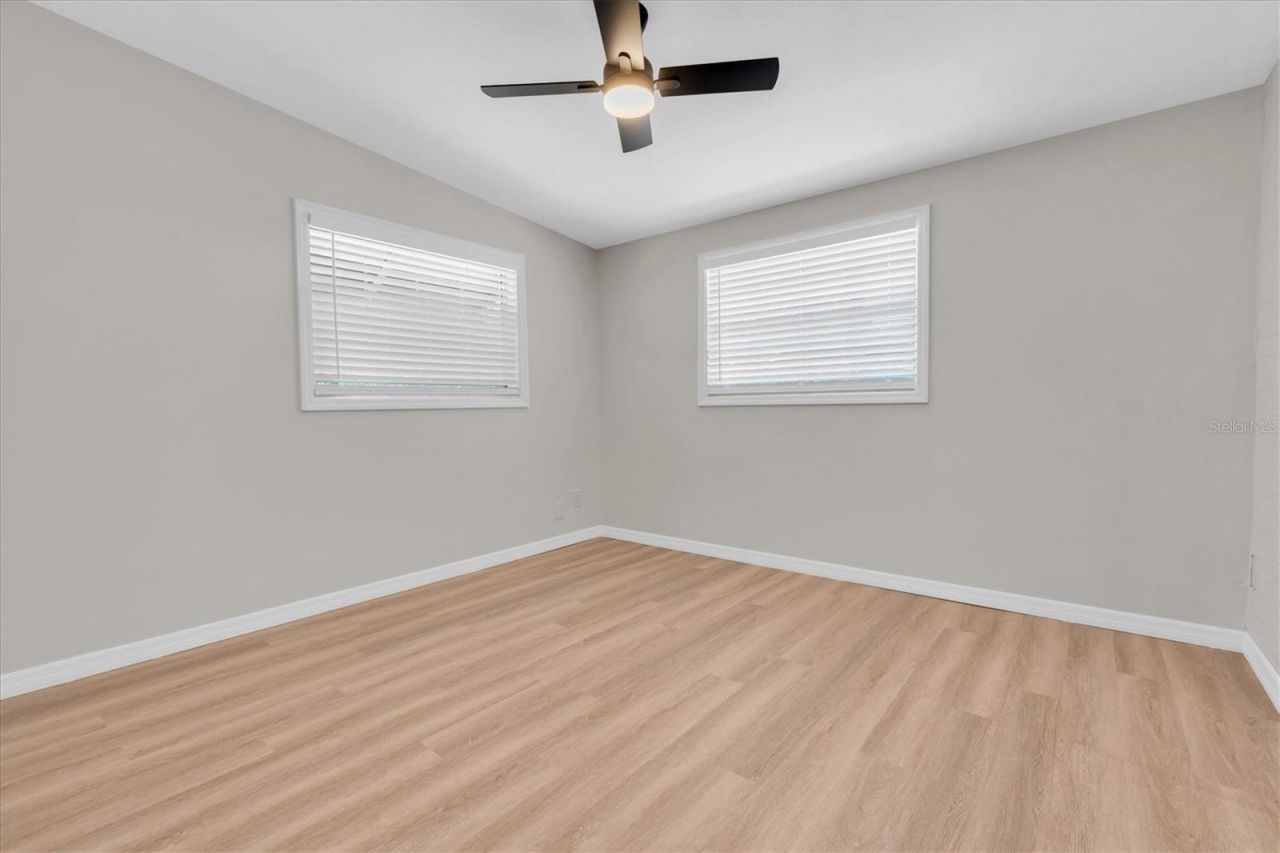450 Davison Avenue Ne, Saint Petersburg, FL 33703 Photo