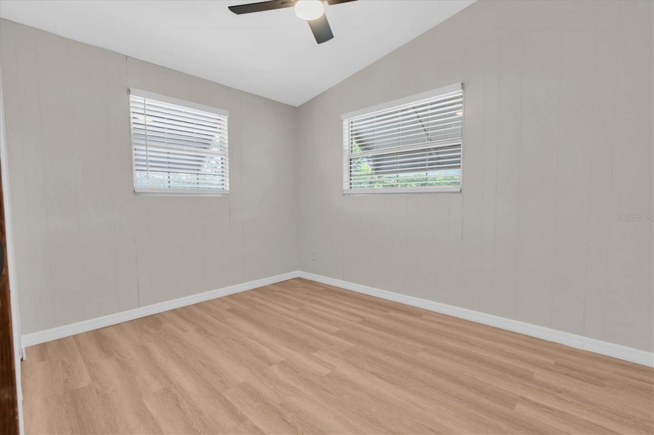 450 Davison Avenue Ne, Saint Petersburg, FL 33703 Photo