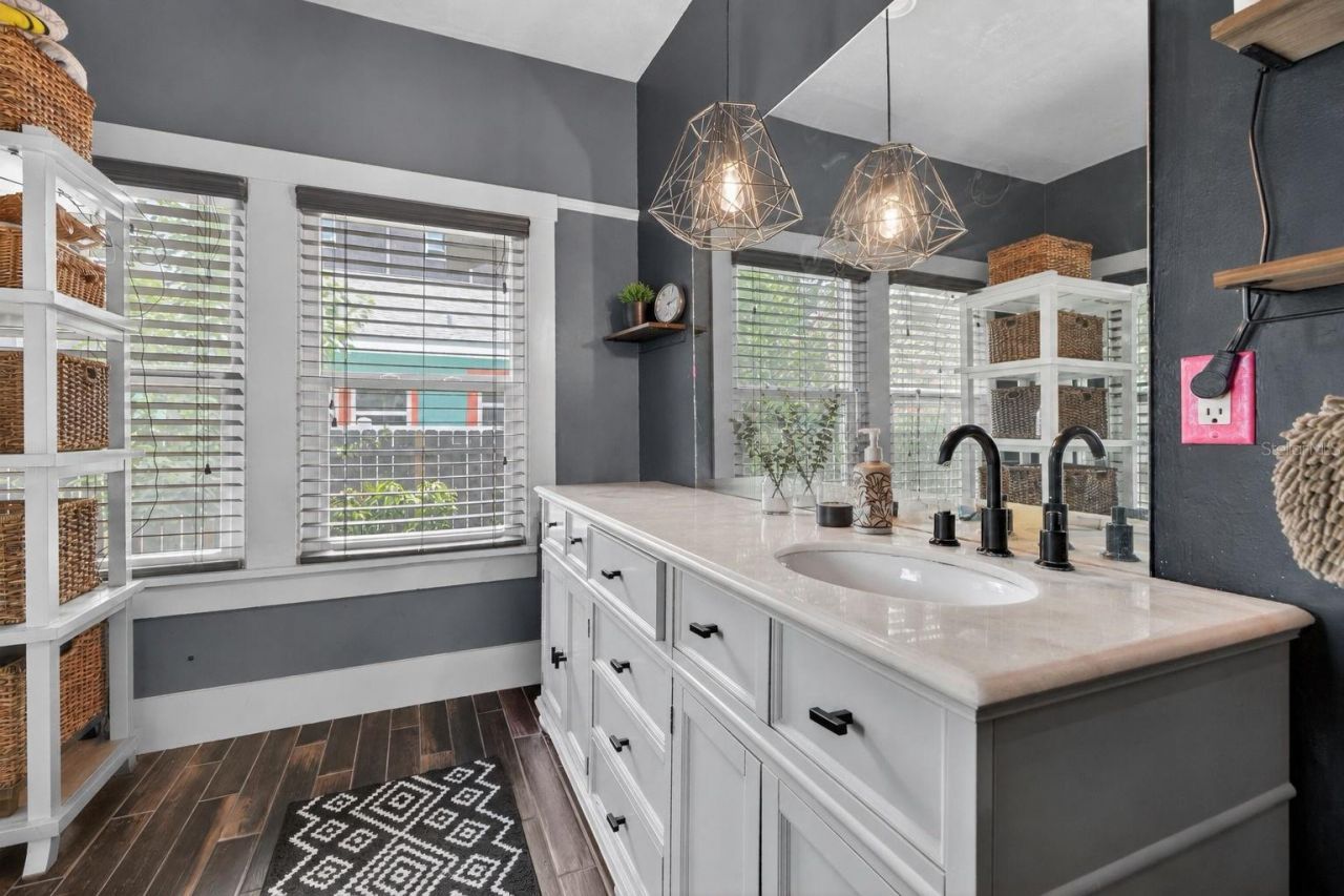 2128 5th Avenue N, Saint Petersburg, FL 33713 Photo