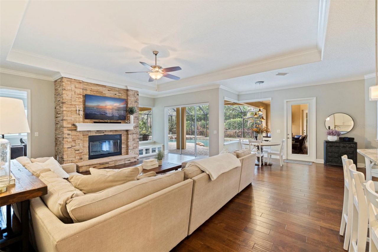 3162 Foxwood Lane, Tarpon Springs, FL 34688 Photo