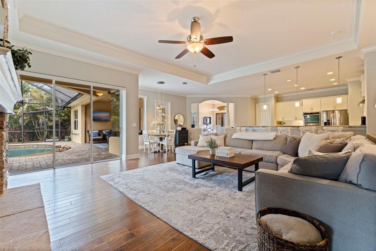 3162 Foxwood Lane, Tarpon Springs, FL 34688 Photo