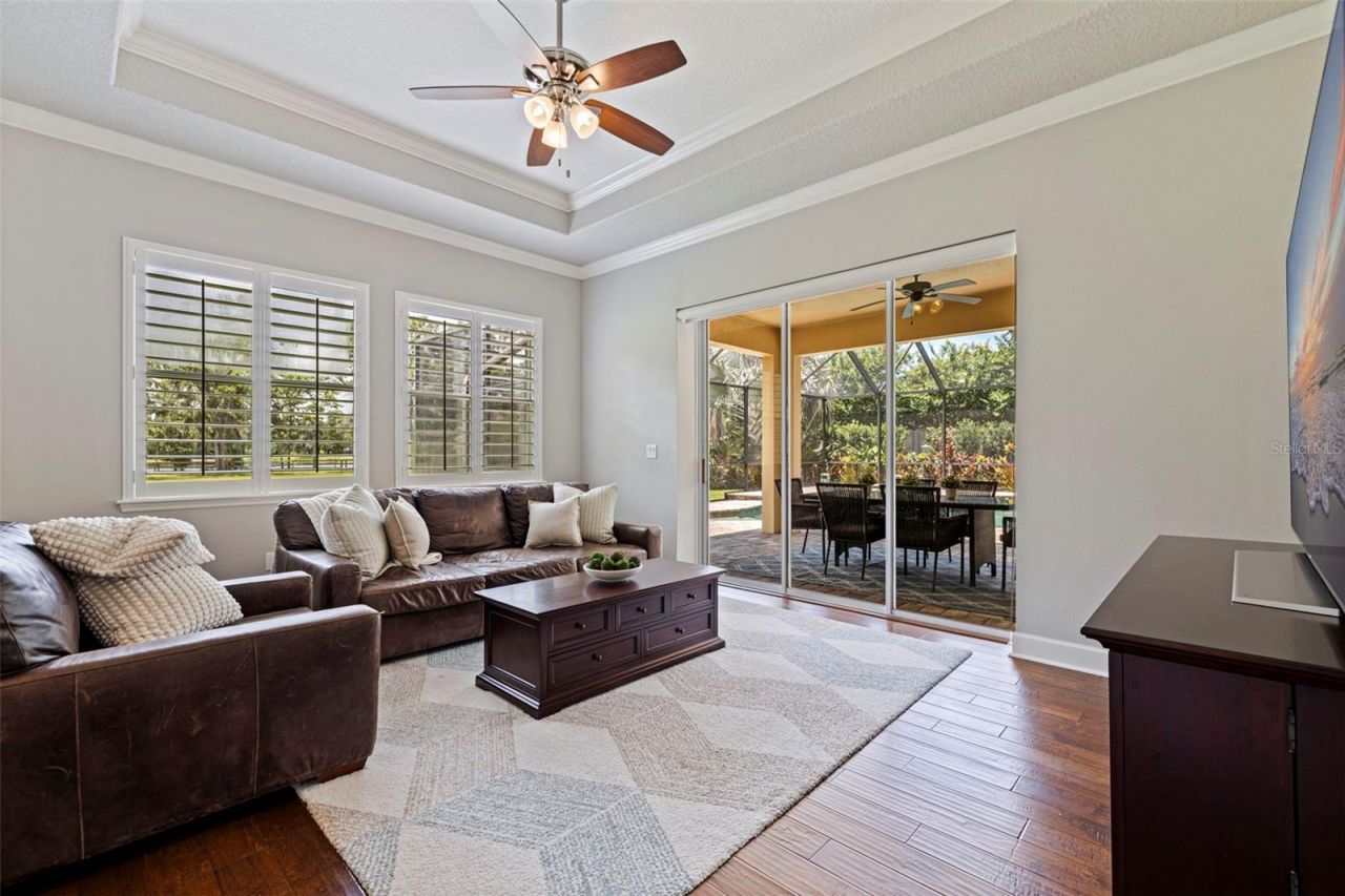 3162 Foxwood Lane, Tarpon Springs, FL 34688 Photo