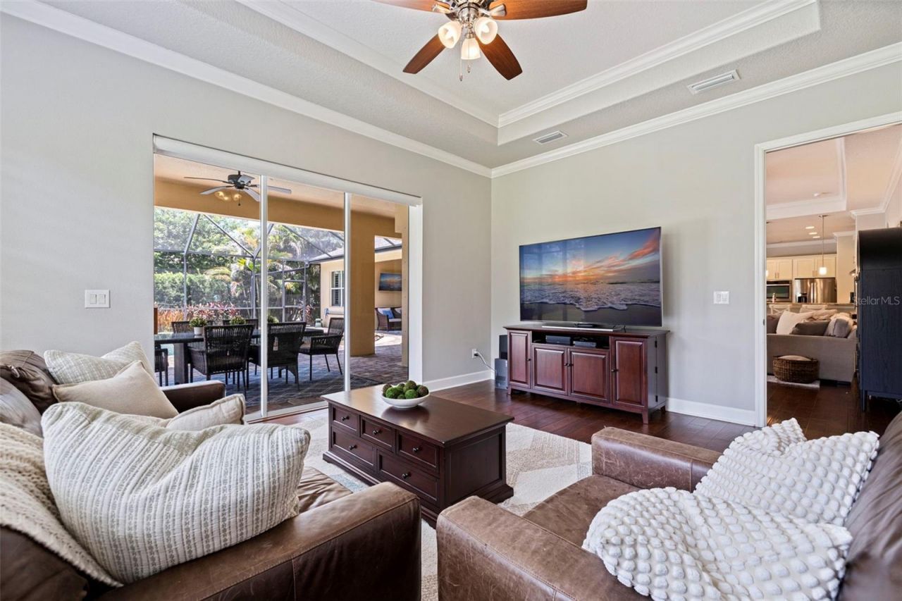 3162 Foxwood Lane, Tarpon Springs, FL 34688 Photo