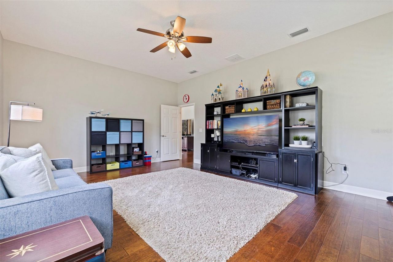 3162 Foxwood Lane, Tarpon Springs, FL 34688 Photo