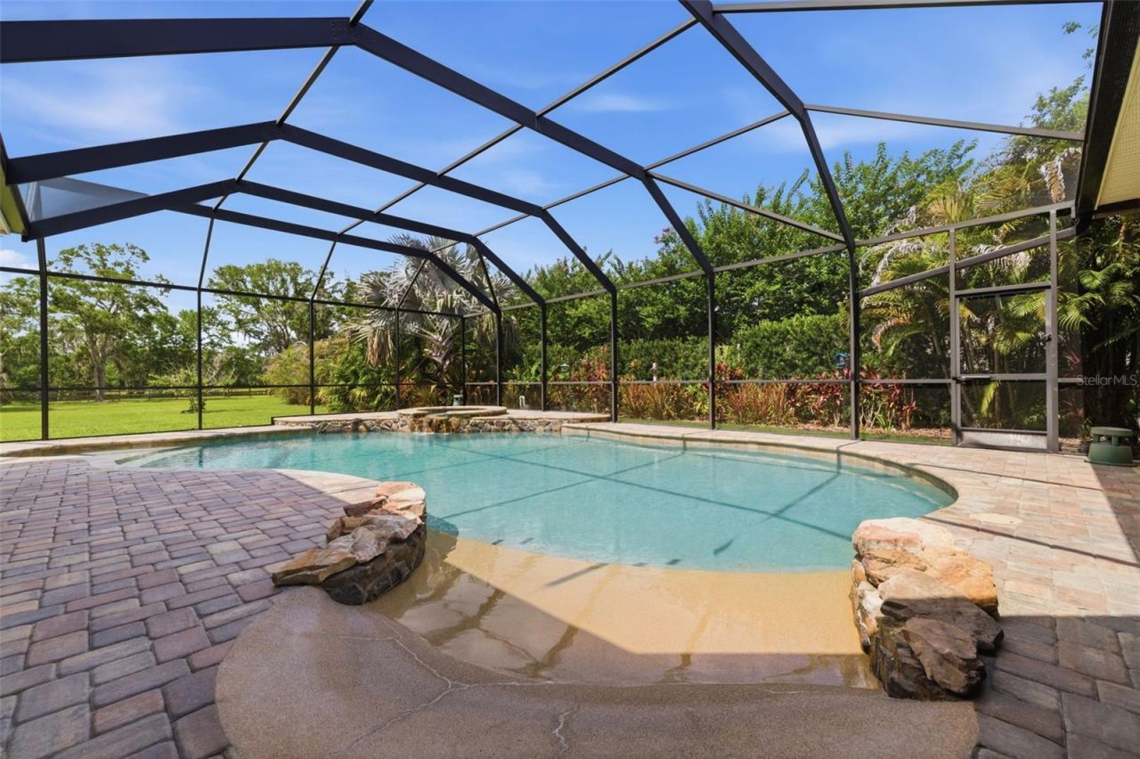 3162 Foxwood Lane, Tarpon Springs, FL 34688 Photo