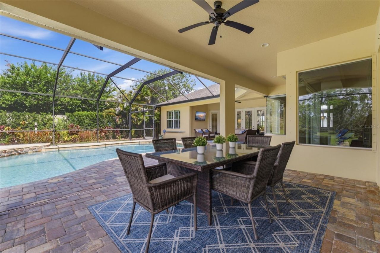 3162 Foxwood Lane, Tarpon Springs, FL 34688 Photo