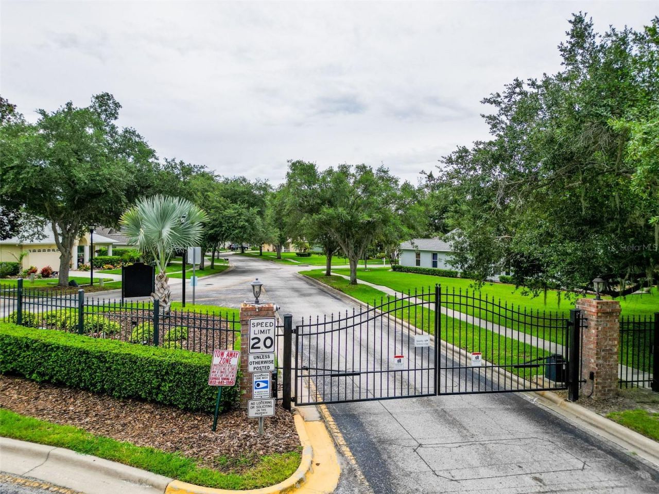 2003 Berry Lake Drive, Brandon, FL 33510 Photo