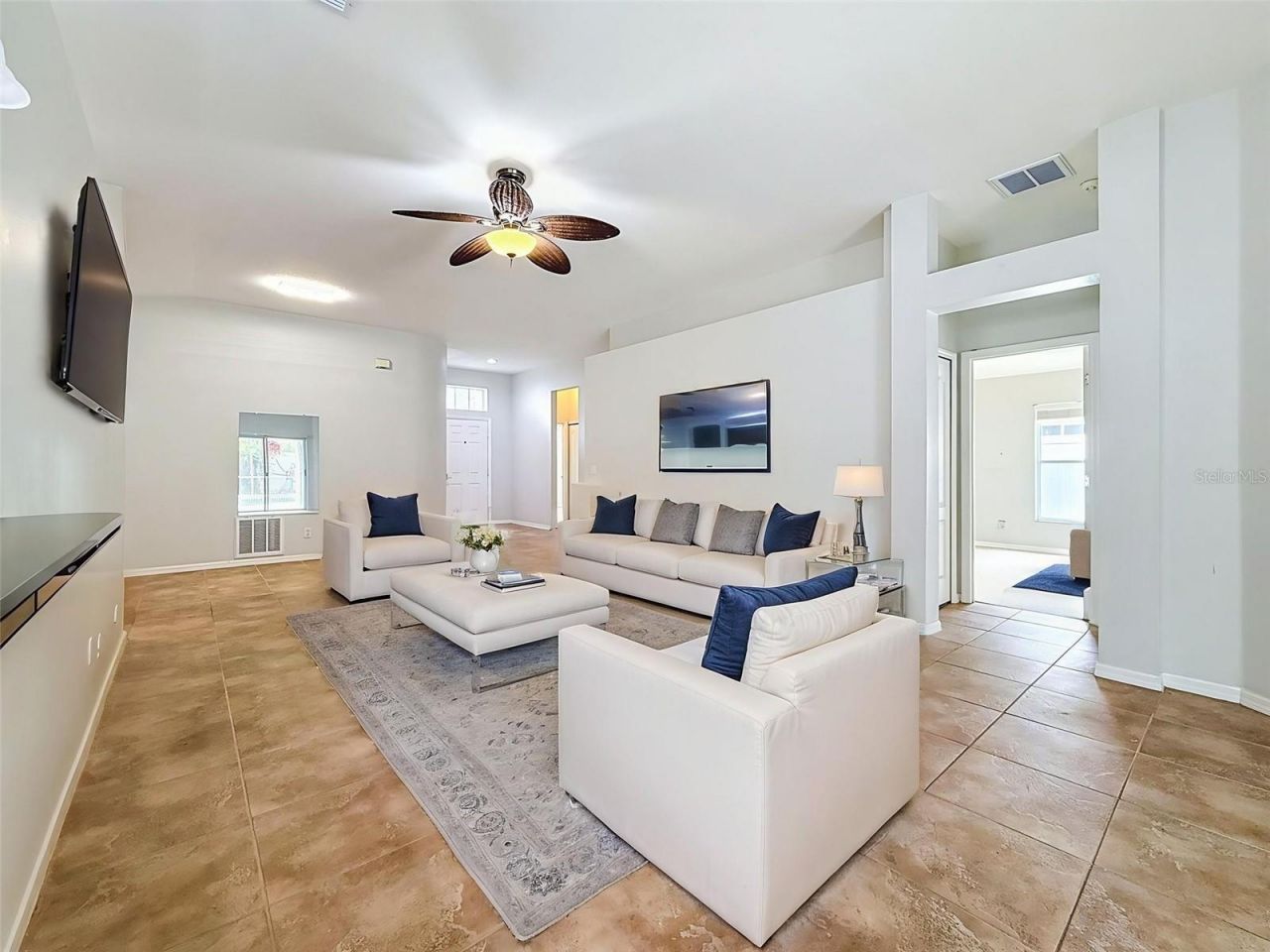 2003 Berry Lake Drive, Brandon, FL 33510 Photo