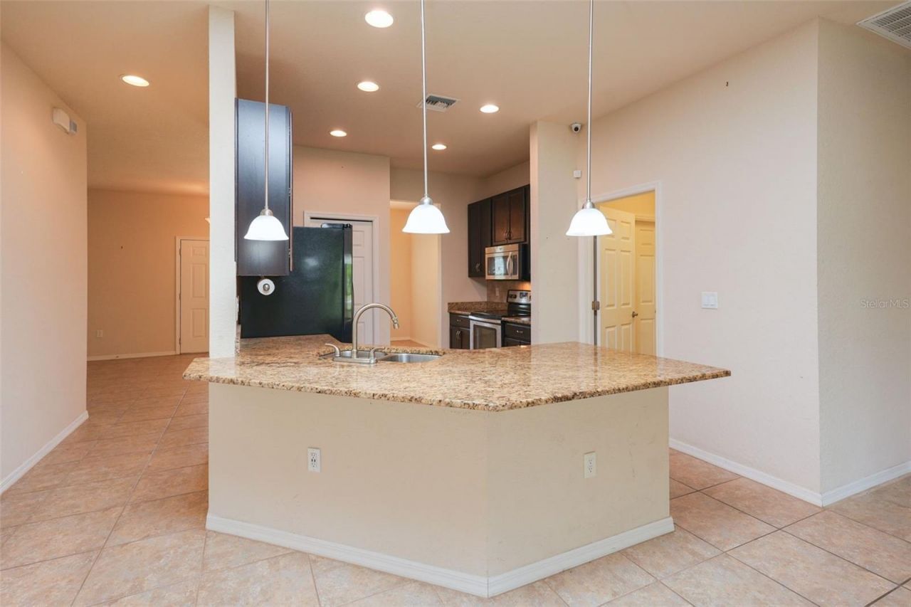 6019 Evansbrook Drive , Zephyrhills, FL 33541 Photo