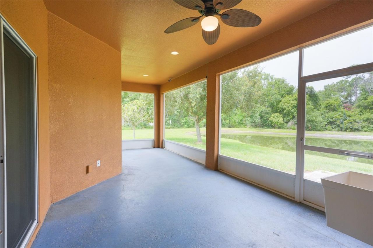 6019 Evansbrook Drive , Zephyrhills, FL 33541 Photo