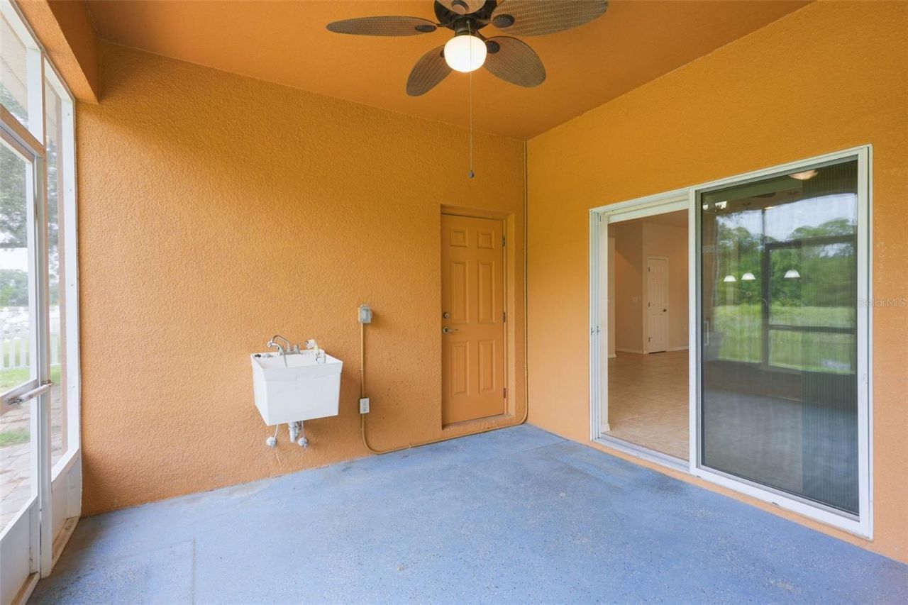 6019 Evansbrook Drive , Zephyrhills, FL 33541 Photo