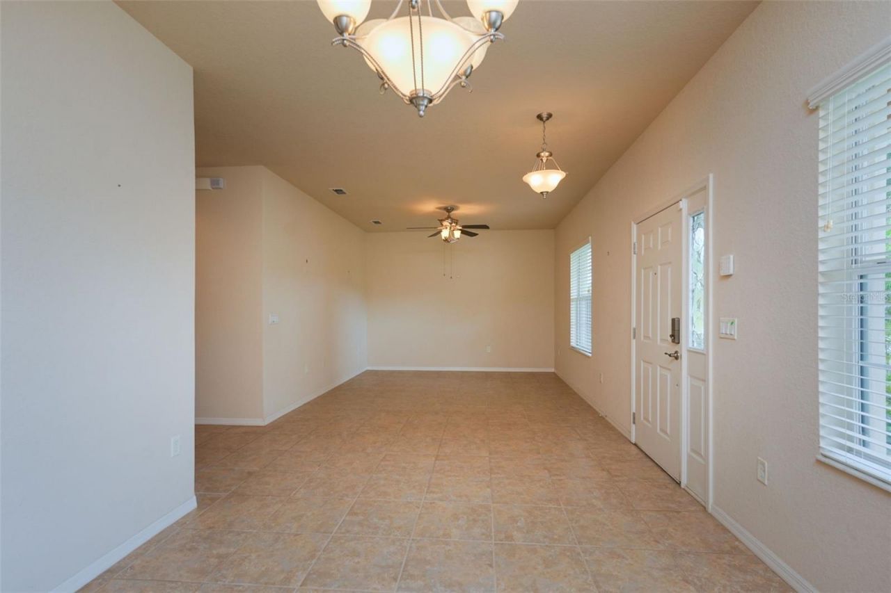 6019 Evansbrook Drive , Zephyrhills, FL 33541 Photo
