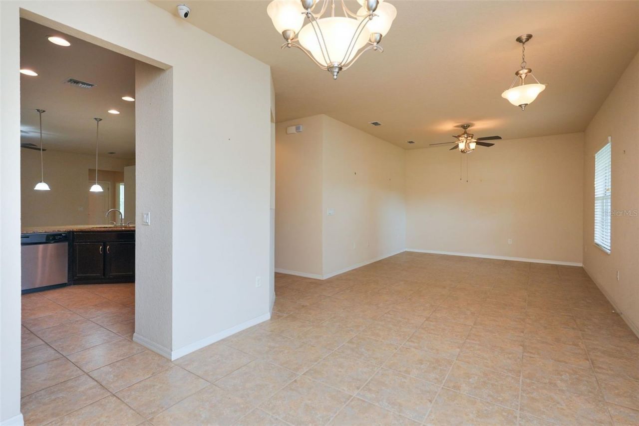 6019 Evansbrook Drive , Zephyrhills, FL 33541 Photo