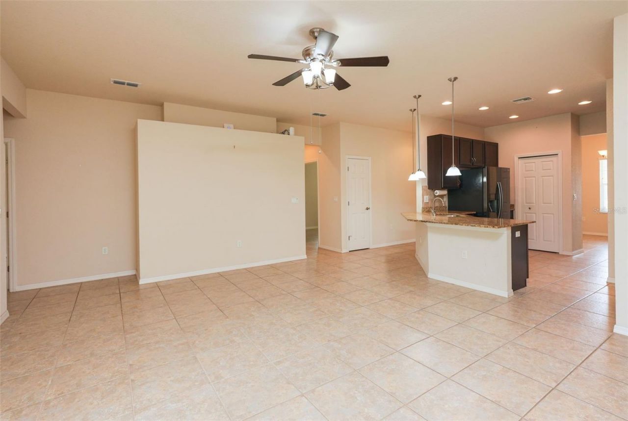 6019 Evansbrook Drive , Zephyrhills, FL 33541 Photo