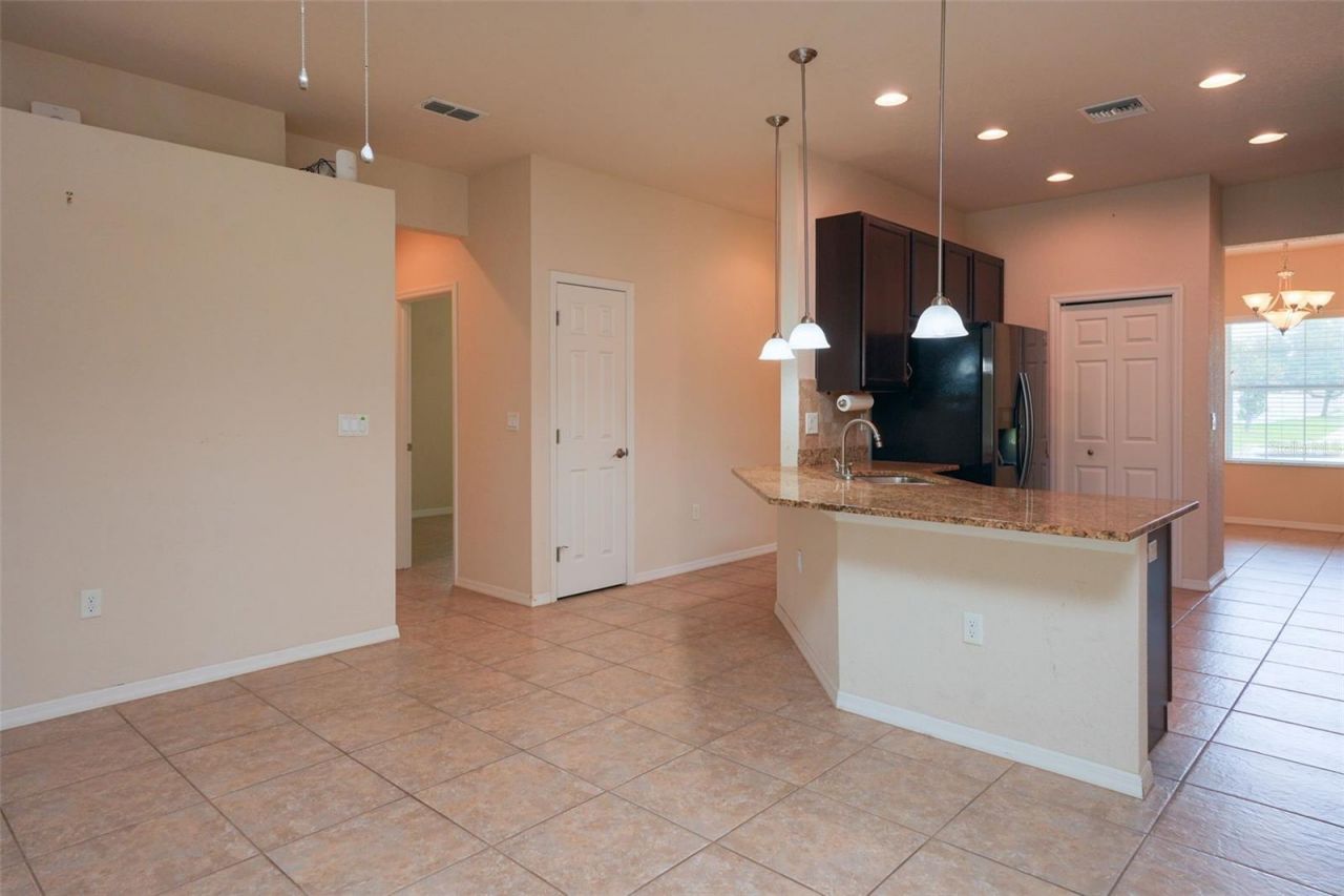 6019 Evansbrook Drive , Zephyrhills, FL 33541 Photo