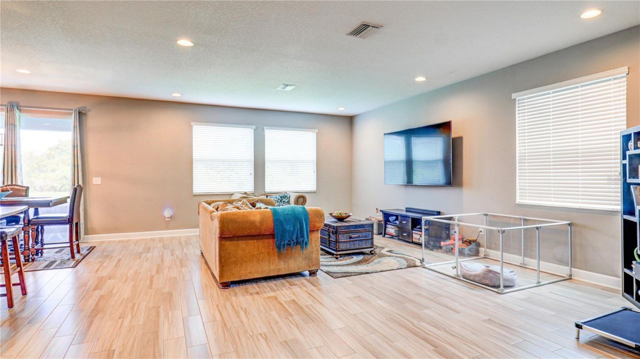 7651 Windchase Way , Wesley Chapel, FL 33545 Photo