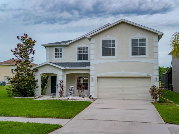 8919 N RIVER ROAD , TAMPA, FL 33635