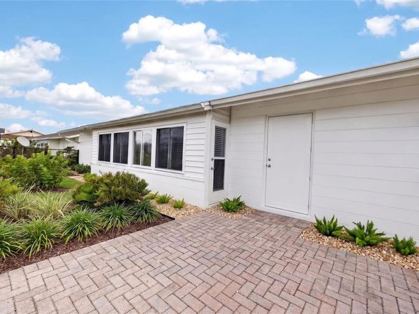 827 OAKMONT AVENUE , SUN CITY CENTER, FL 33573
