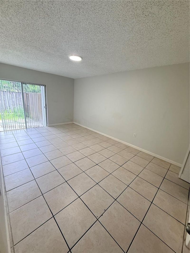 9611 SW 77th Ave, Unit 108A, Miami, FL 33156 Photo