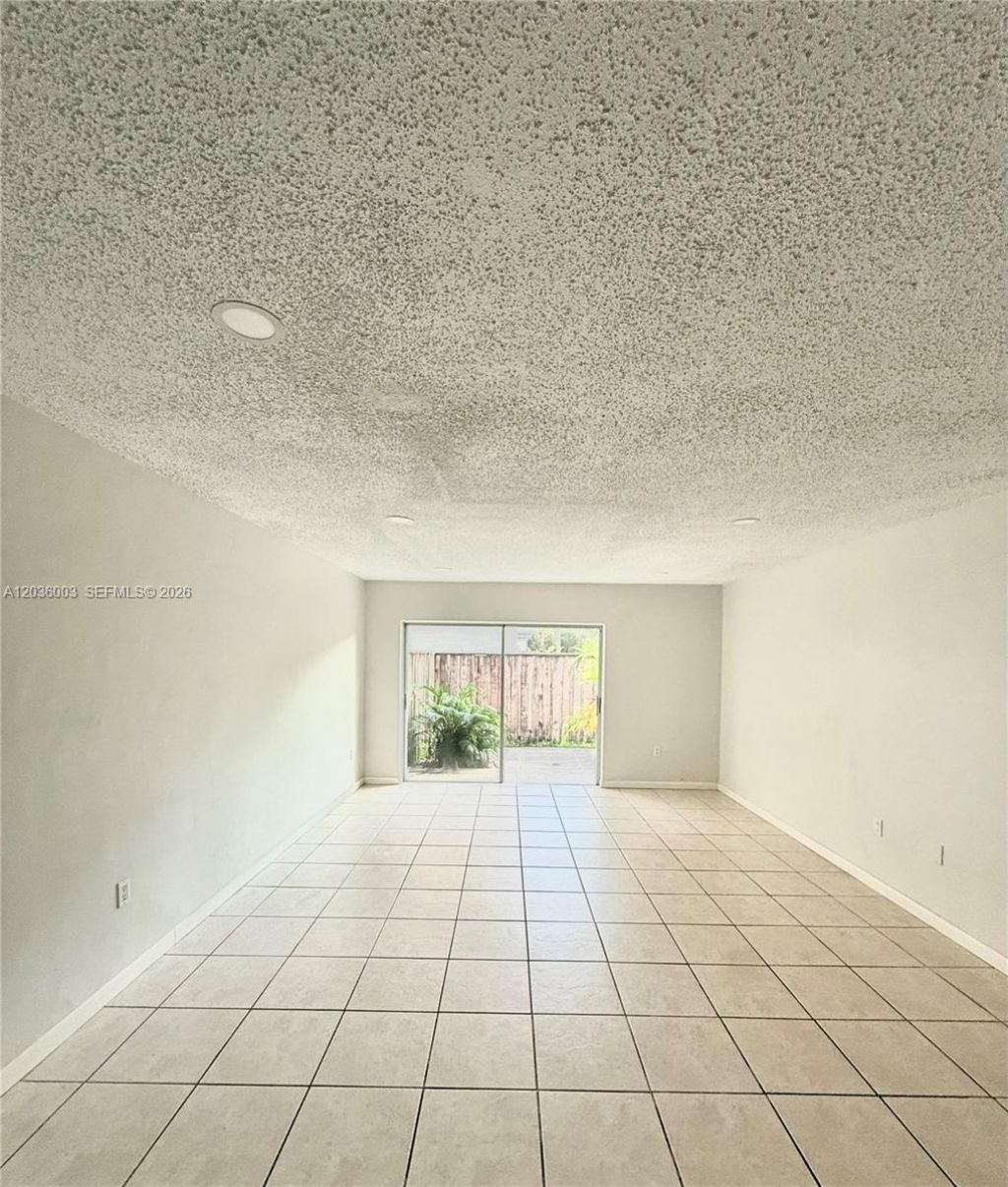 9611 SW 77th Ave, Unit 108A, Miami, FL 33156 Photo