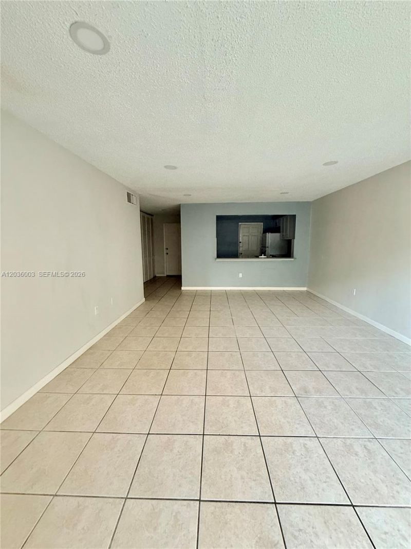 9611 SW 77th Ave, Unit 108A, Miami, FL 33156 Photo