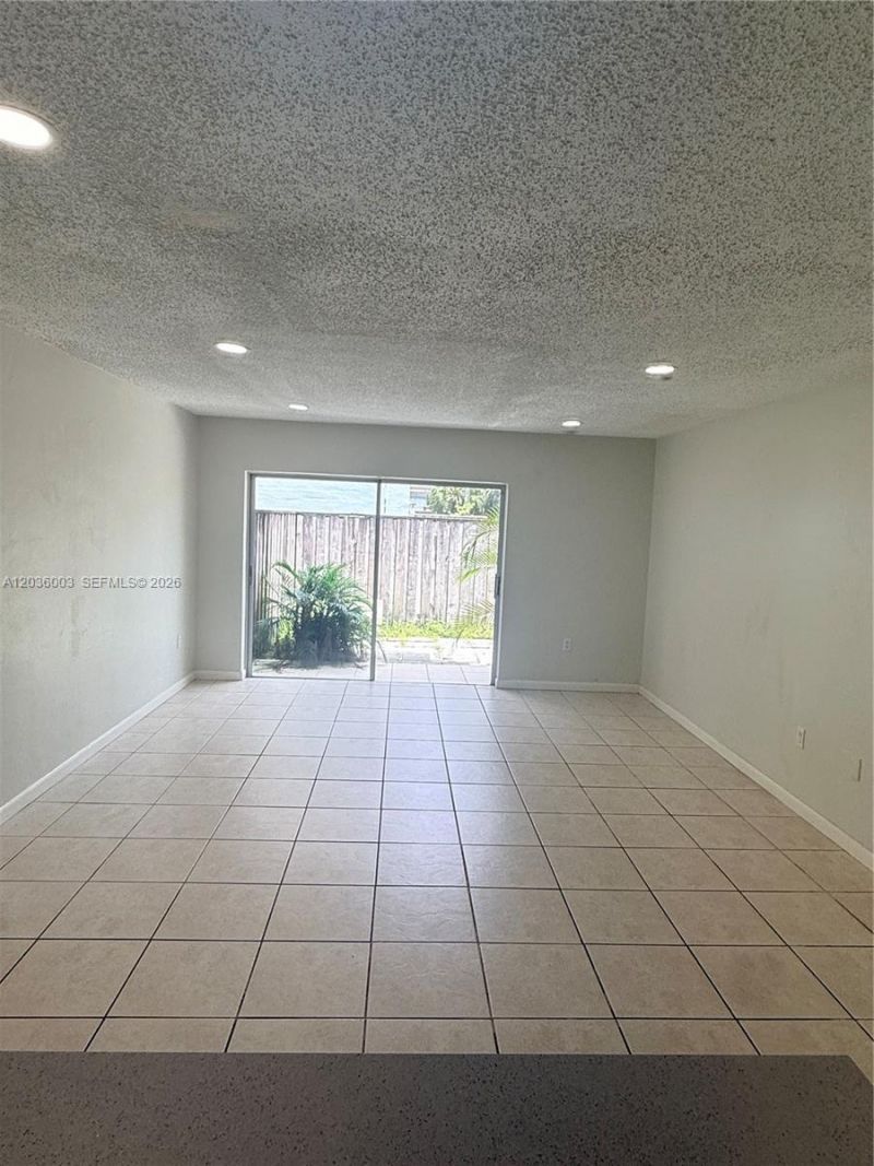 9611 SW 77th Ave, Unit 108A, Miami, FL 33156 Photo