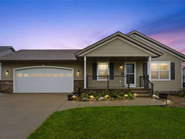 5601 Ruhd Street SW, Cedar Rapids, IA 52404