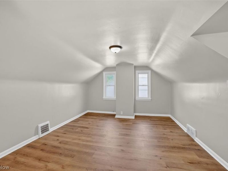 19500 Libby Road, Maple Heights, OH 44137 Photo 16