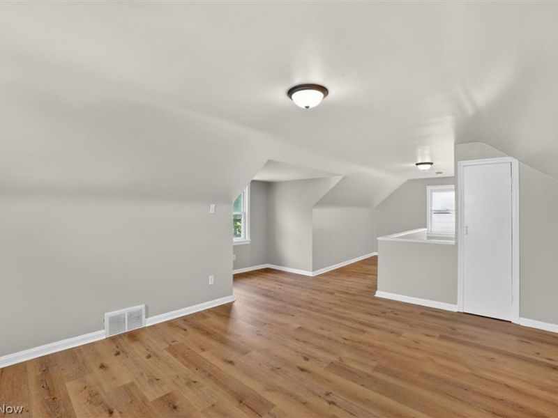19500 Libby Road, Maple Heights, OH 44137 Photo 17